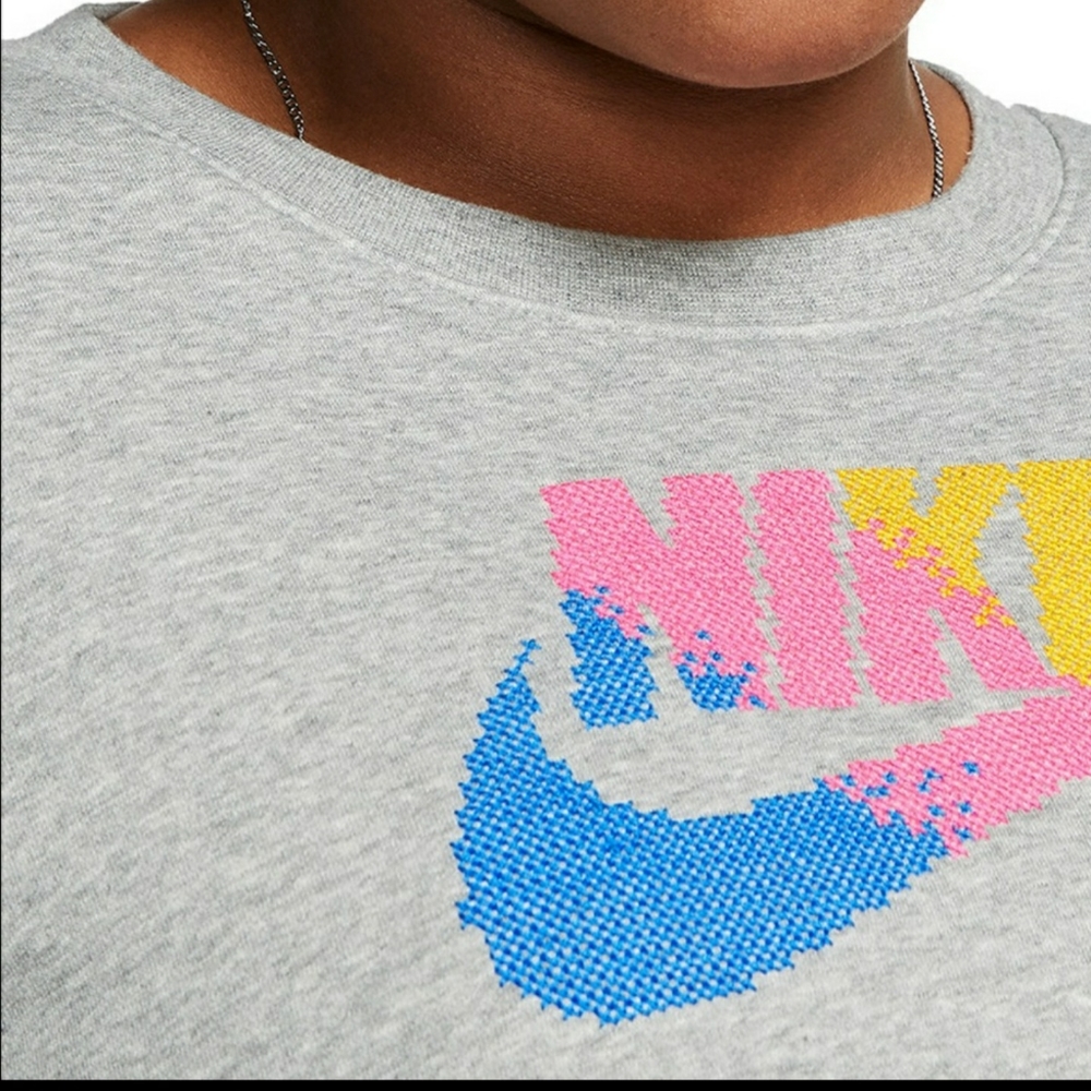 Nike sweatshirt - Picture 3 of 5
